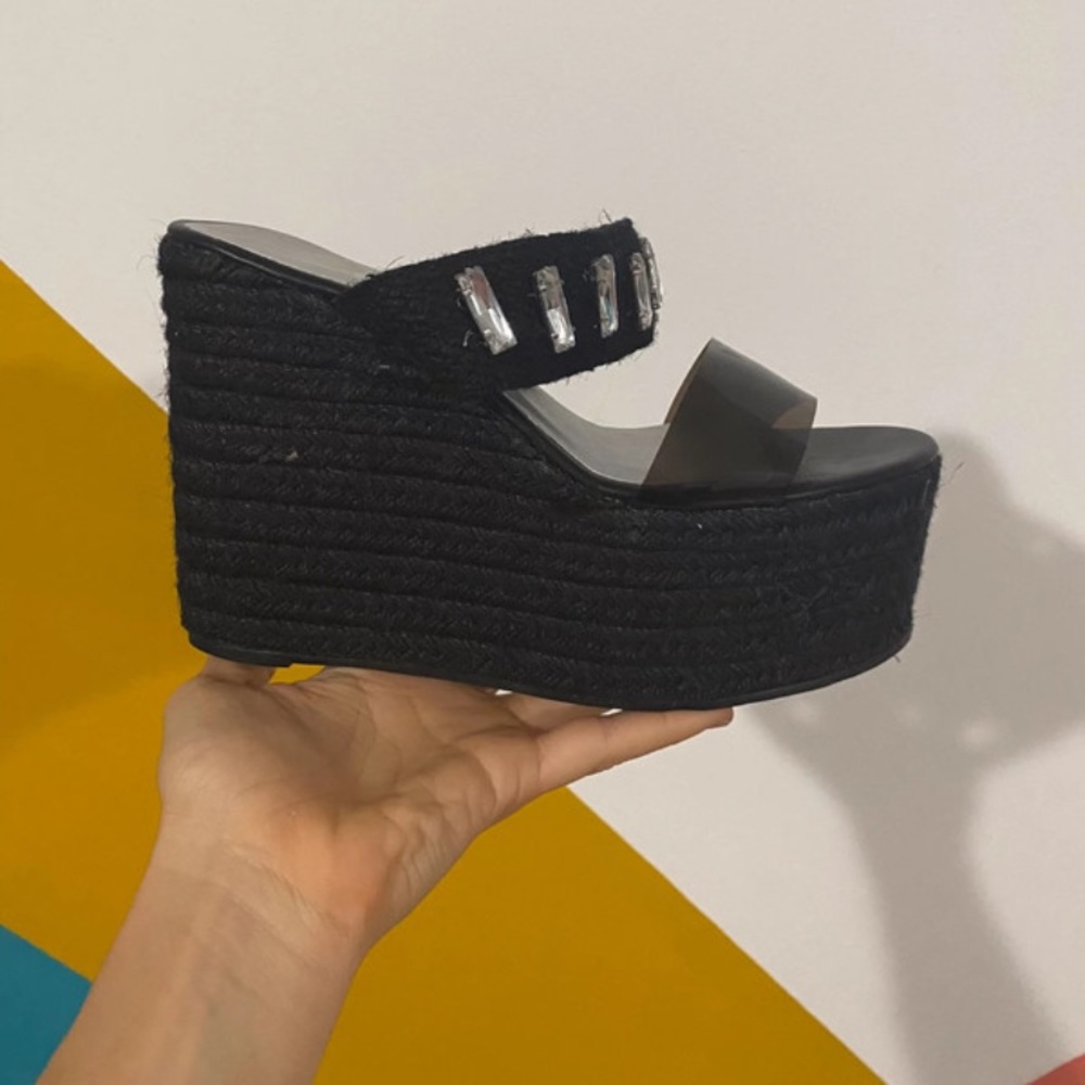 Bakers Wedge Platforms